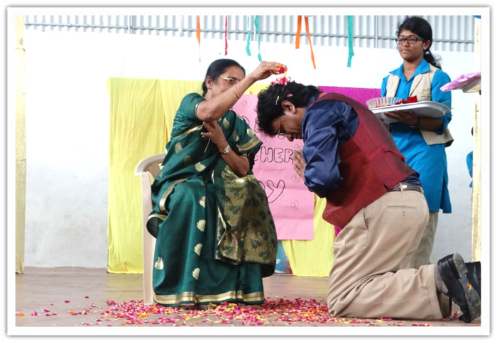 Guru Divas 2014